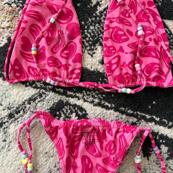 Lovers and Friends Wild Side Bikini in Fuchsia Pink Smiles - Picture 8 of 8